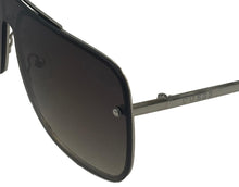 Load image into Gallery viewer, Guess Sunglass Mens Gun Front Mount Sunglass Smoke Gradient Lens GO00053 10P