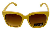 Load image into Gallery viewer, Guess Sunglass Yellow Gold Oversized Square, Brown Gradient Lens GO00045. 39B