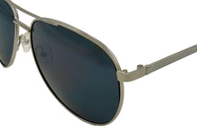 Load image into Gallery viewer, Guess Sunglass Mens Shiny Nickeltin Metal Aviator, Smoke Lens GF0251. 10A