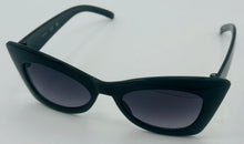 Load image into Gallery viewer, GUESS Black Cateye Plastic Womens Sunglass, Gradient Lens GF0346