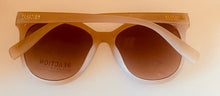 Load image into Gallery viewer, Kenneth Cole Reaction Womens Cat Eye Clear Beige Plastic Sunglass KC1411. 25F