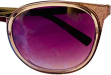 Load image into Gallery viewer, Isaac Mizrahi Womens Gunmetal Square Sunglass IM 31266 GU