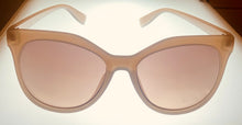 Load image into Gallery viewer, Kenneth Cole Reaction Womens Cat Eye Clear Beige Plastic Sunglass KC1411. 25F