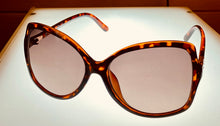 Load image into Gallery viewer, Kenneth Cole Reaction Tortoise Rectangle Womens Plastic Sunglass, KC1408. 52F