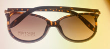 Load image into Gallery viewer, Kenneth Cole Reaction Sunglass Womens Oval Tortoise Plastic KC1410. 52F