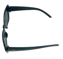 Load image into Gallery viewer, GUESS Black Cateye Plastic Womens Sunglass, Gradient Lens GF0346
