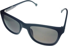 Load image into Gallery viewer, Converse Chuck Taylor Sunglasses H068 BLACK 52/20/150
