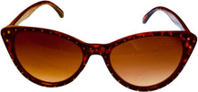 Load image into Gallery viewer, Isaac Mizrahi Womens Tortoise Plastic Cateye Sunglass IM31254 TT

