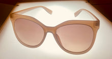 Load image into Gallery viewer, Kenneth Cole Reaction Womens Cat Eye Clear Beige Plastic Sunglass KC1411. 25F

