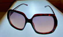 Load image into Gallery viewer, Kenneth Cole Reaction Womens Tortoise Square Plastic Sunglass KC1412. 52B
