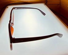 Load image into Gallery viewer, Kenneth Cole Reaction Womens Cat Eye Tortoise Plastic Sunglass KC1411. 52N
