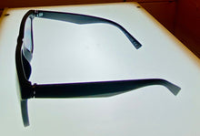 Load image into Gallery viewer, Kenneth Cole Reaction Mens Matte Black Square Plastic Sunglass KC1417. 2B
