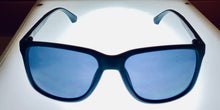 Load image into Gallery viewer, Kenneth Cole Reaction Mens Sunglass Matte Grey Plastic Square, KC1415. 20A

